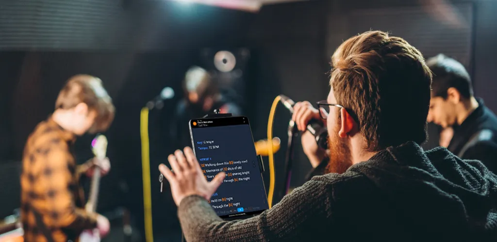 Band rehearsing with teleprompter app